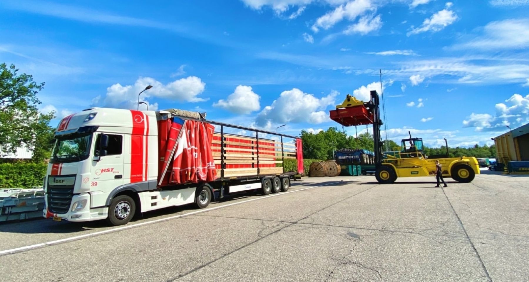 Michiel voor laden van bovenaf hoofd 1038x555 acf cropped