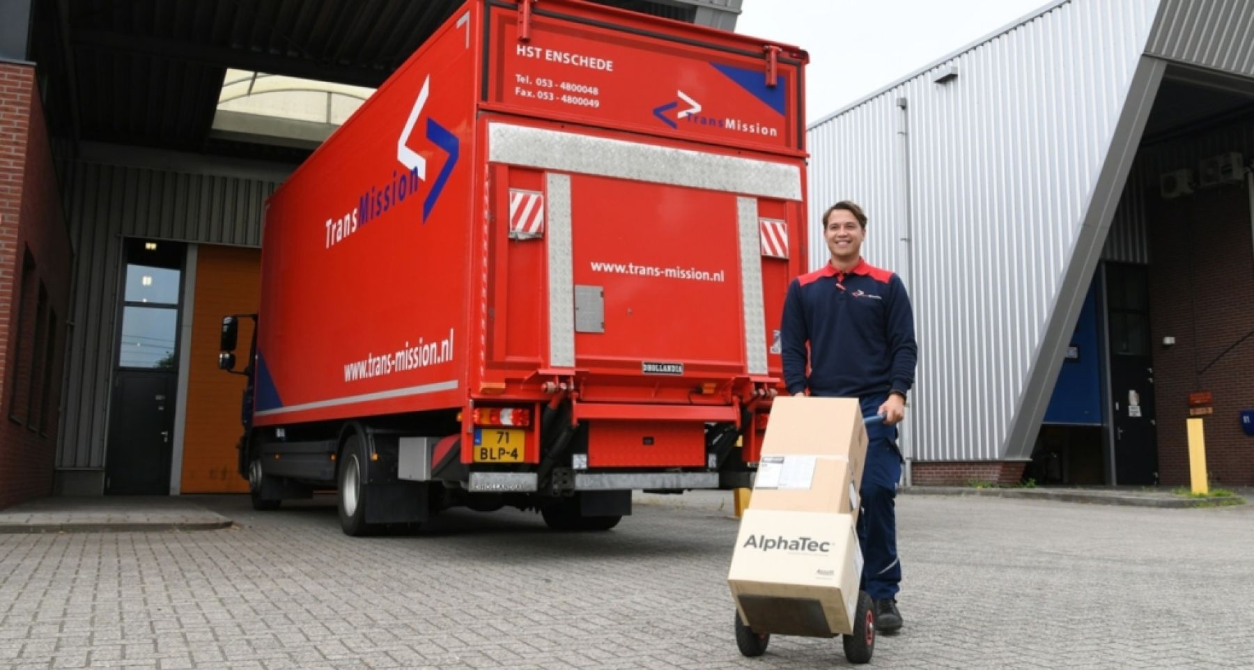 DSC 0358 Ryan Header optie6 1920x775 acf cropped 1038x555 acf cropped